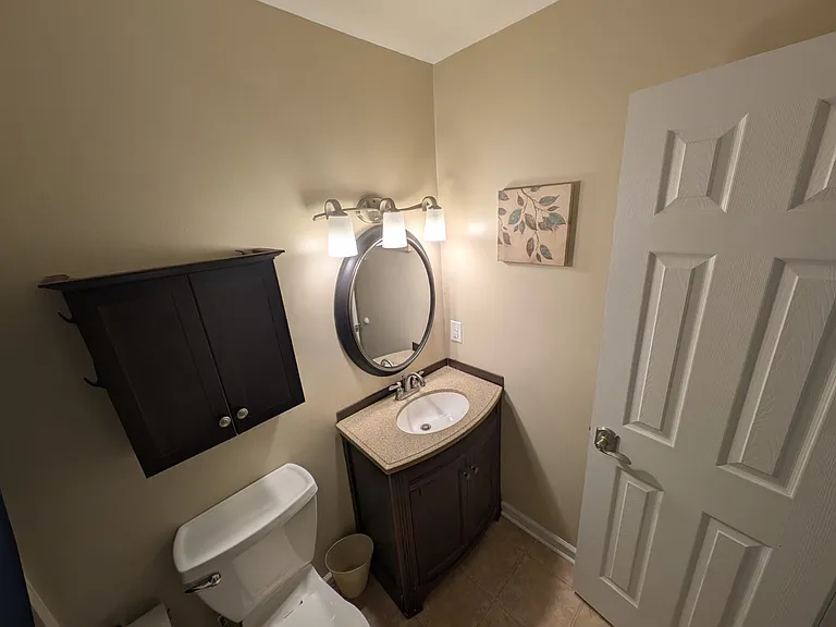 430 Adams St #5 — Photo 5