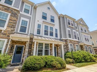 42398 Benfold Sq, Ashburn, VA 20148