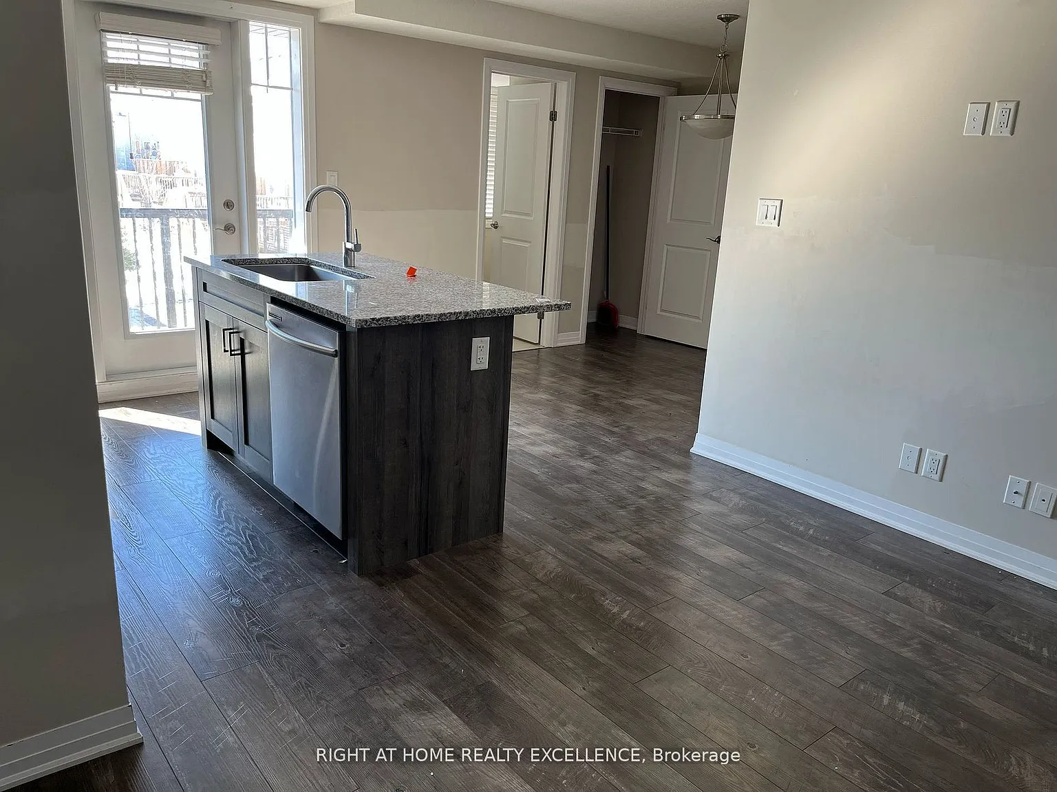 2 bed, $1,995 — Photo 3