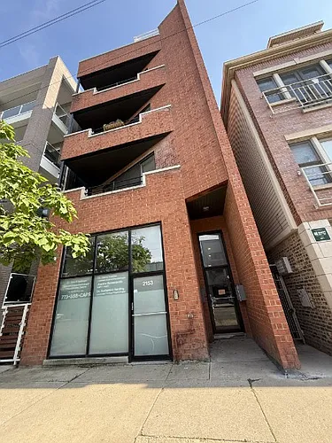 2153 W Belmont Ave #2 Photo 1 2153 W Belmont Ave #2 Photo 1