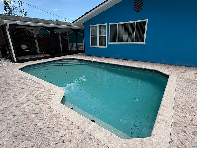 1332 S Evergreen Ave — Photo 18