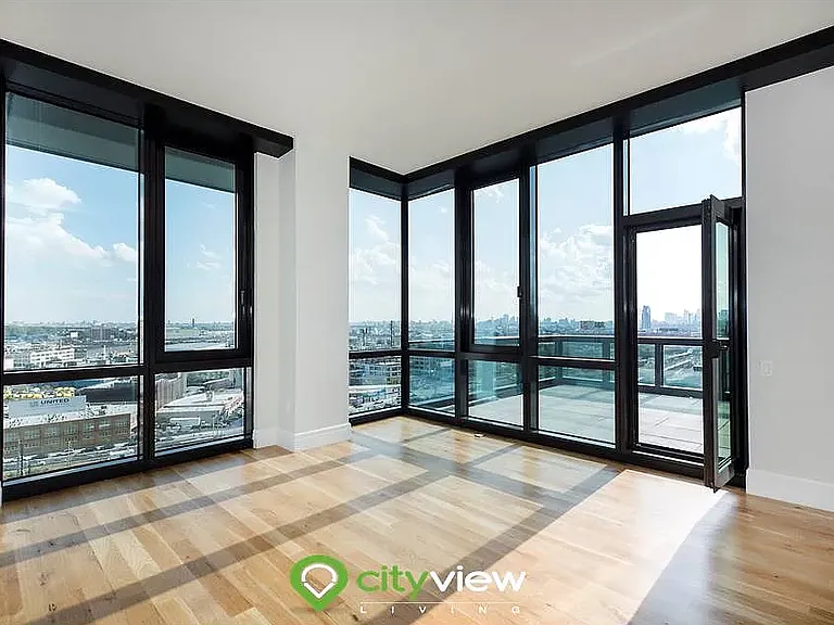 4441 Purves St #2408 — Photo 4