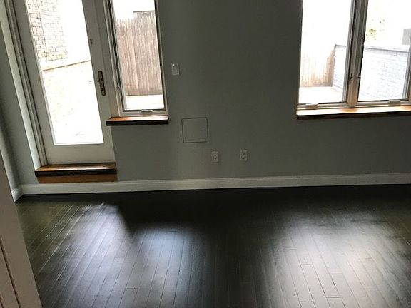 5th image of 141 Allen St APT 3