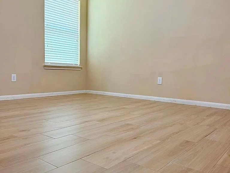 9315 Claystone Ln — Photo 11