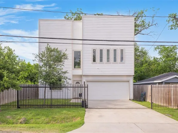 4625 Mallow St, Houston, TX 77051
