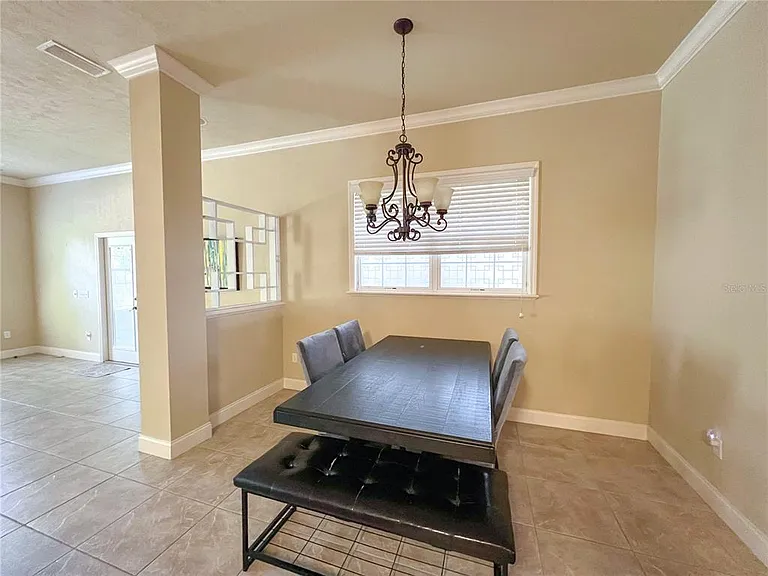 9048 SW 76th Ave — Photo 6