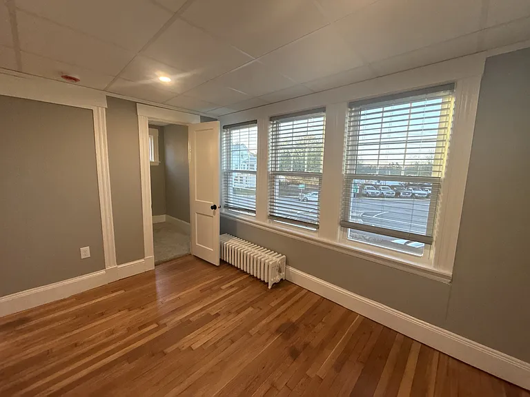 189 E Central St #1 — Photo 5