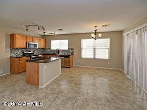 4th image of 2439 E Palm Beach Dr
