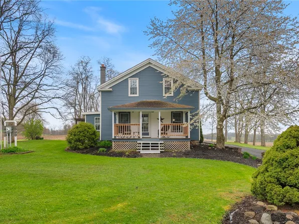 1366 Lake Rd, Cato, NY 13033