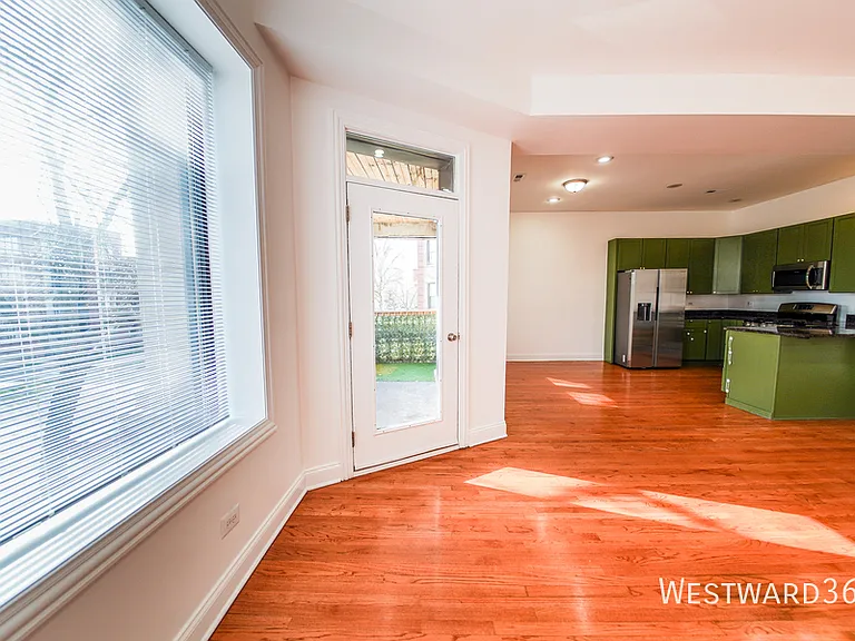 5172 S Michigan Ave #2 — Photo 12