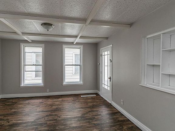 2nd image of 815 N Alvord St #2