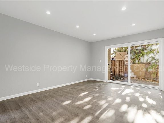 2nd image of 3340 Cabrillo Ave #2