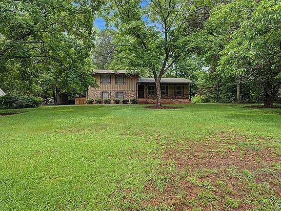 2nd image of 2985 Fredrick Dr