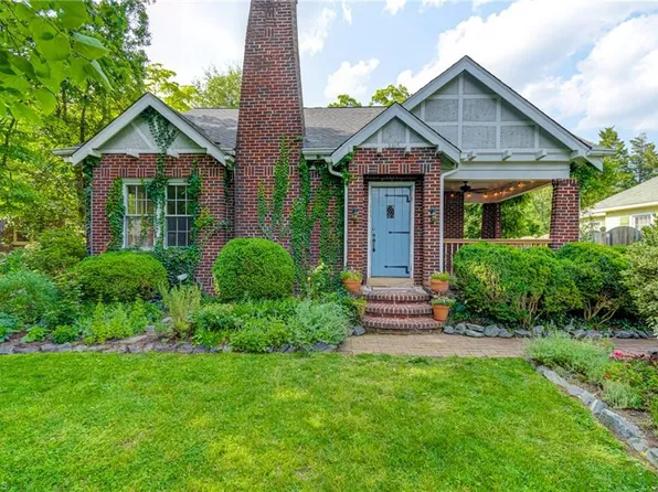 2415 Maplewood Ave, Winston Salem, NC 27103