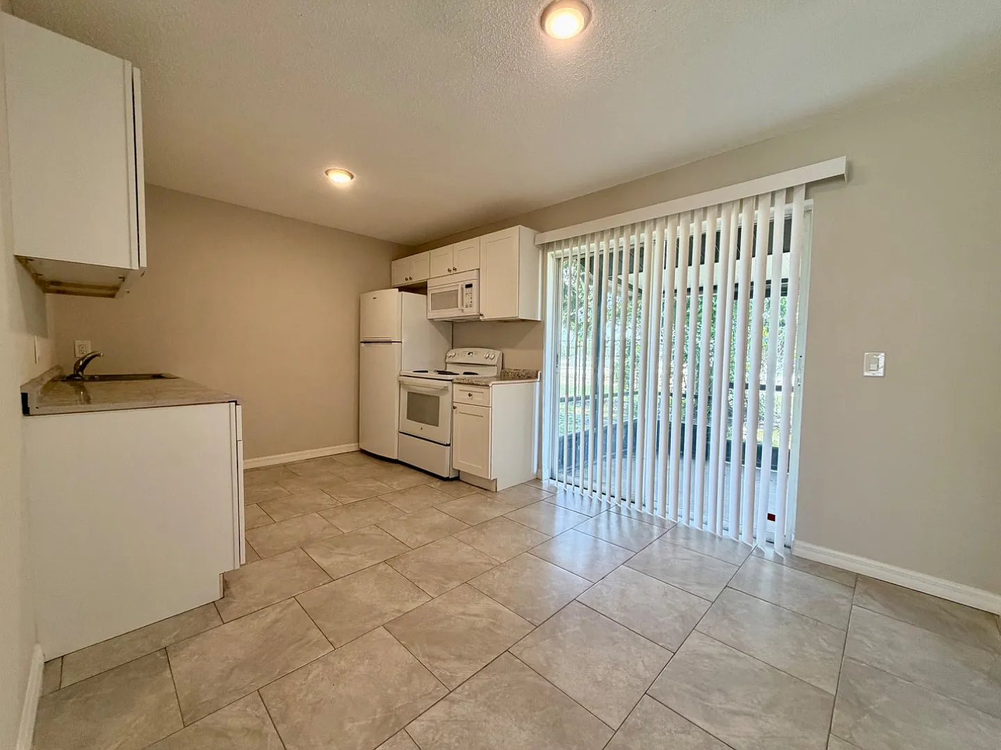 1300 Melody Lane — Photo 2