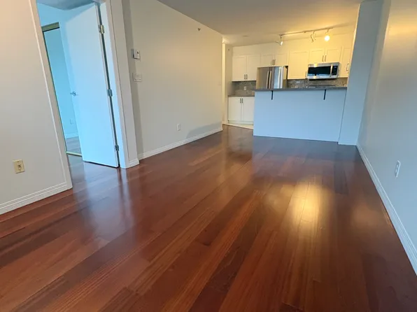 2763 Chandlery Pl, Vancouver, BC V5S 4V4