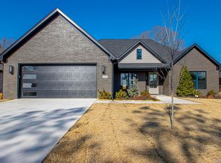 5978 Pelican Pl, Benton, AR 72019