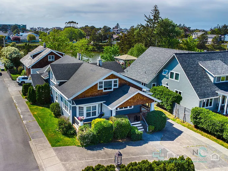 400 N Holladay Dr — Photo 26