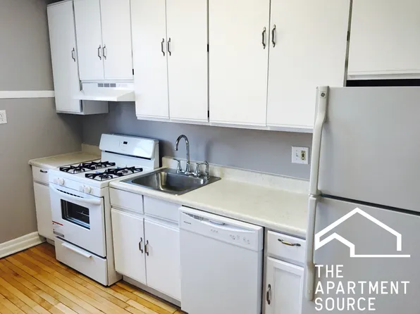 3932 N Keeler Ave #1C, Chicago, IL 60641