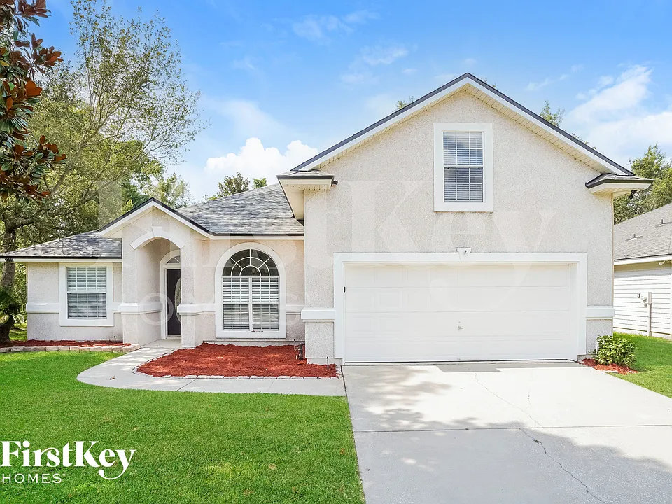 2388 Sophie Pl