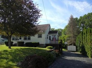 9 Ellis Ave, Dudley, MA 01571