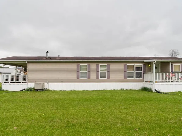 213 Creekside Ln, East Freedom, PA 16637