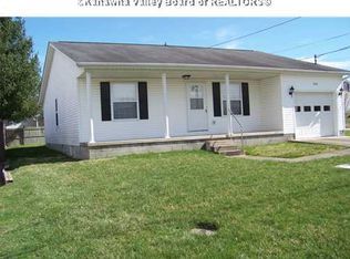 2202 Cherry St, Hurricane, WV 25526