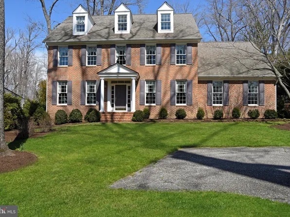 859 Holly Dr S, Annapolis, MD 21409