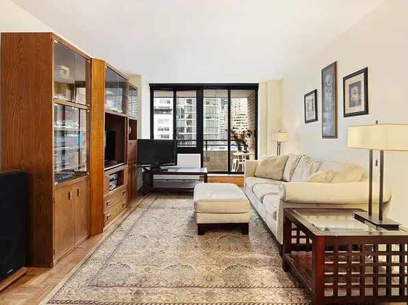 200 Rector Pl APT 12J, New York, NY 10280