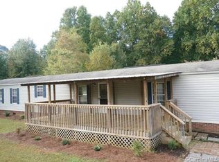 7681 Skyline Dr, Sherrills Ford, NC 28673