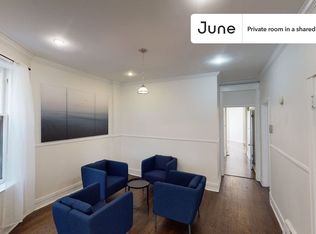 2430 N Spaulding Ave #2A, Chicago, IL 60647