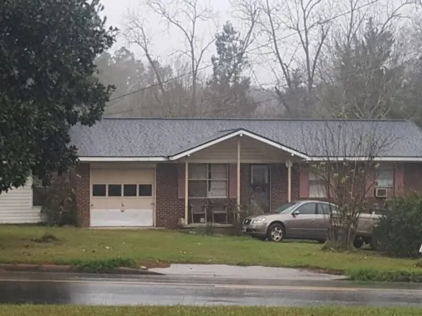 1172 5th St NE, Cairo, GA 39828