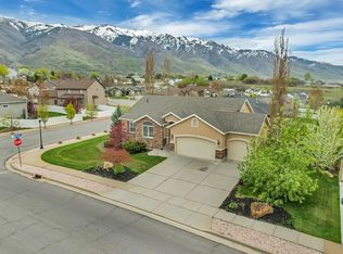 2044 E Redtail Way #B, Layton, UT 84040