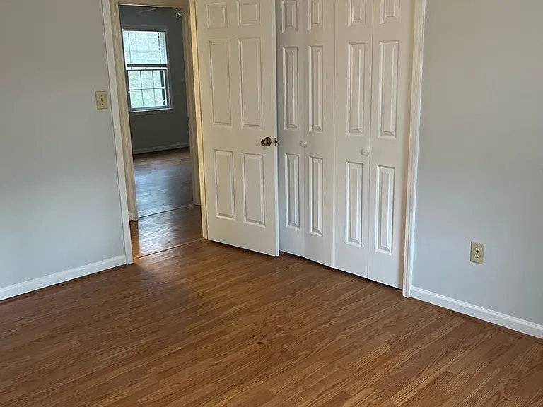 195 Woodberry Ct — Photo 9