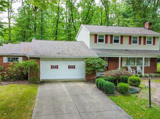 287 Bradford Dr, Canfield, OH