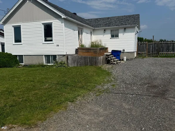 78 King St, Temiskaming Shores, ON P0J 1K0