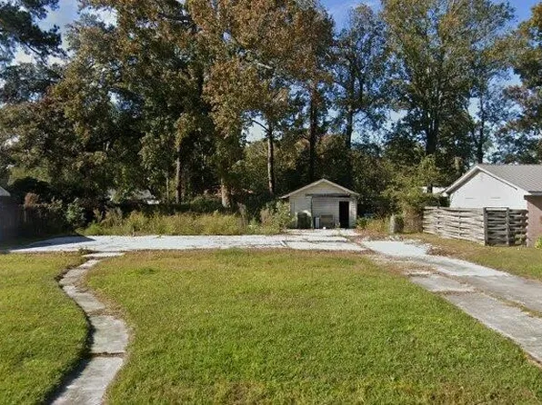 211 Clifton Drive, Port Wentworth, GA 31407