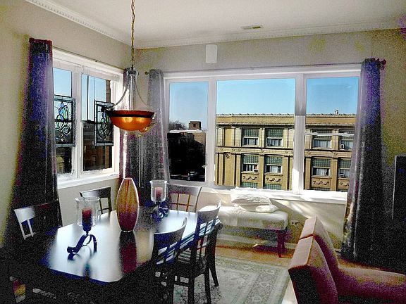 4th image of 1025 W Buena Ave APT 4W
