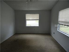 5th image of 1925 Barksdale Dr