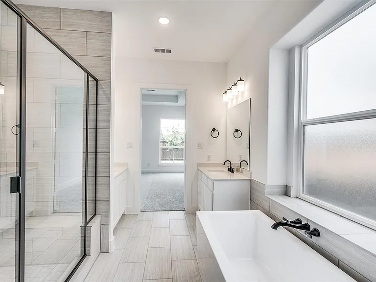 2302 Mercy Way — Photo 17