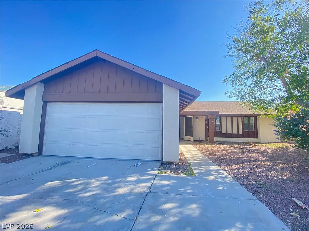 3 bed, 1763 sqft, $2,235 — Photo 3