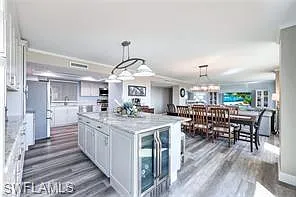 5260 S Landings Dr, 809 — Photo 2