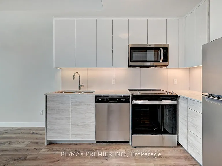 60 Frederick St #402 — Photo 9