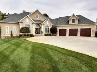 1236 S Sandal Ct, Warsaw, IN 46580