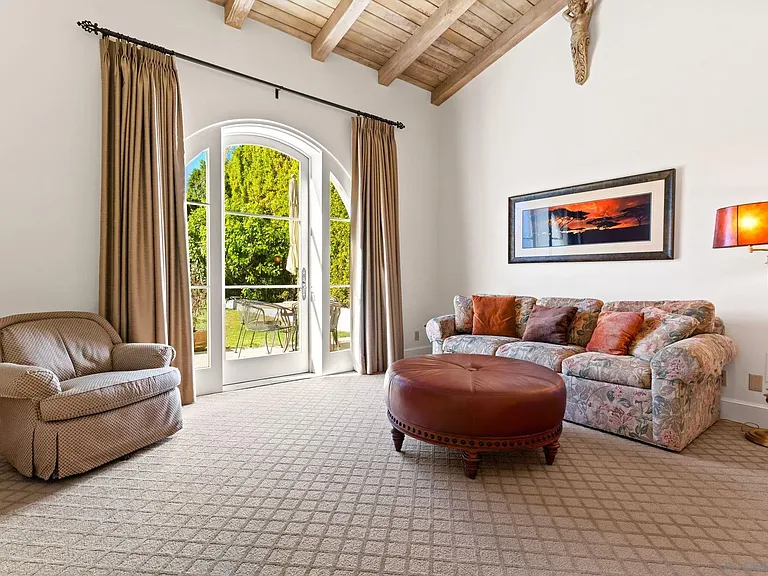 6692 La Jolla Scenic Dr S — Photo 41
