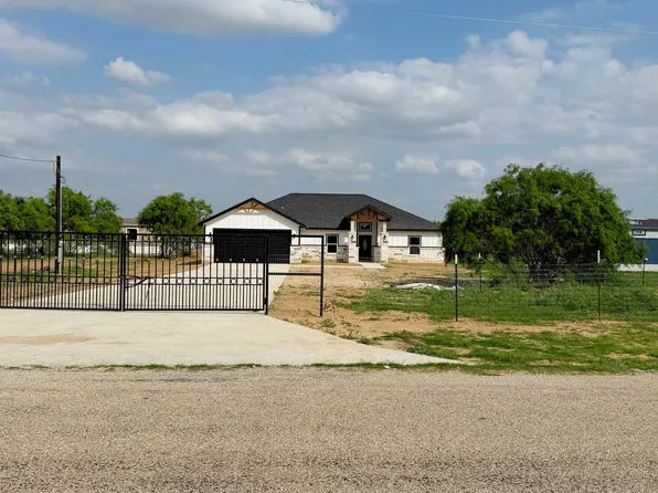 241 Wheeler Rd, Poteet, TX 78065