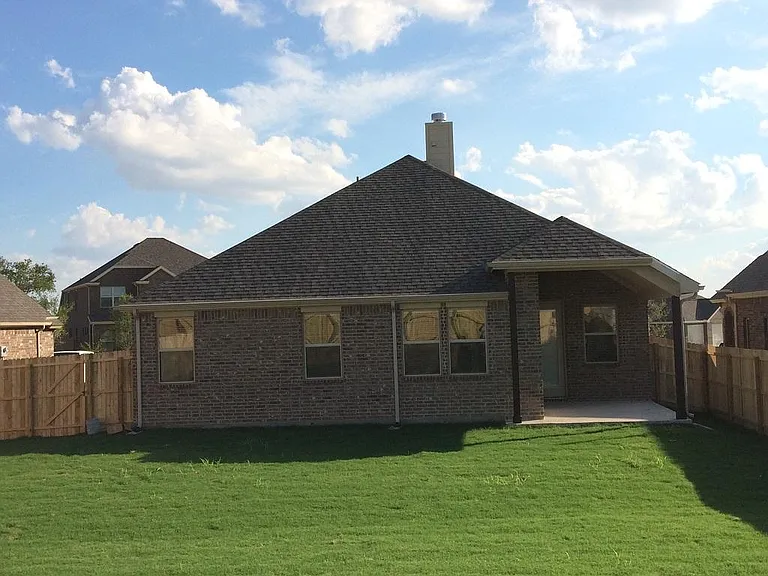 5820 Fremont Dr — Photo 17