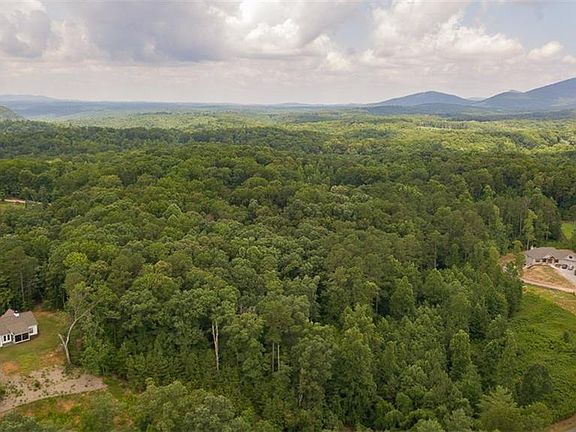 5th image of 828 Cove Lake Dr