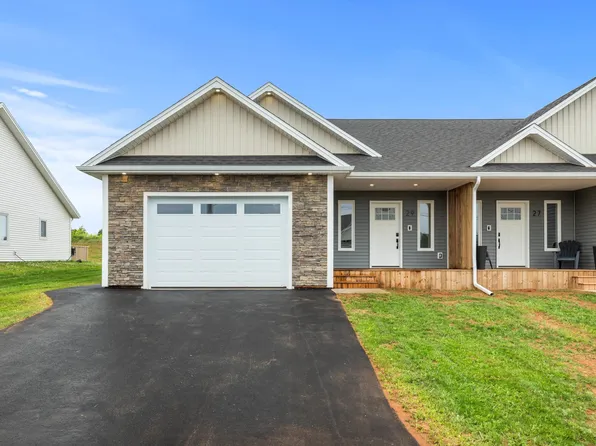29 Samantha Ln, Cornwall, PE C1A 6C6