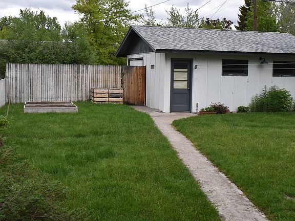 2nd image of 466 Kensington Ave